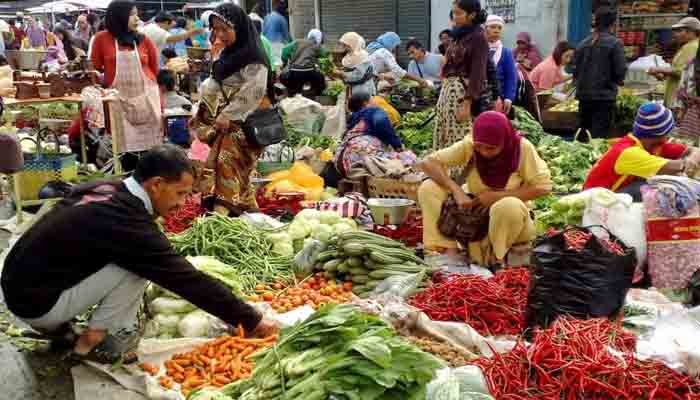  Jelaskan  Perbedaan Pasar  Tradisional Dan Pasar  Modern 